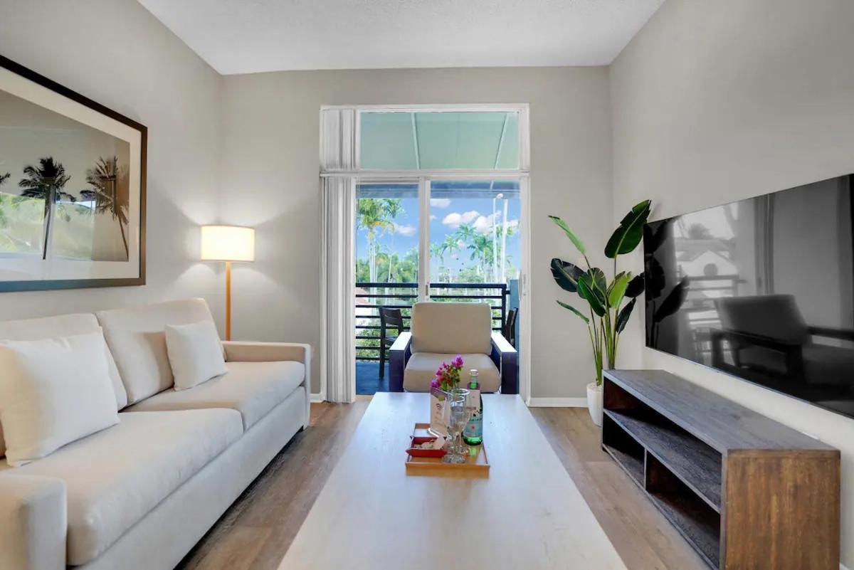Dharma Home Suites Dania Beach At Sheridan Ocean Club Ngoại thất bức ảnh