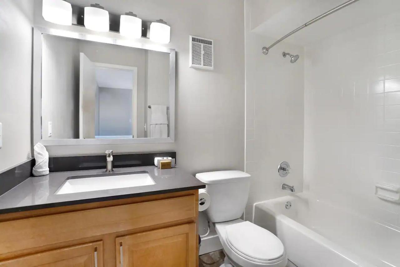Dharma Home Suites Dania Beach At Sheridan Ocean Club Ngoại thất bức ảnh