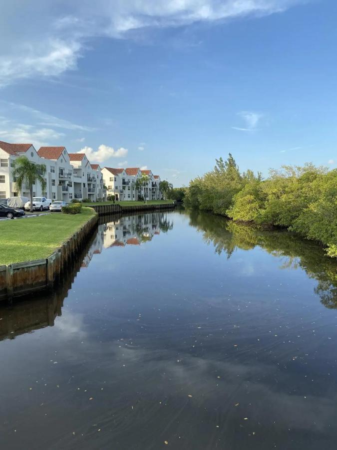 Dharma Home Suites Dania Beach At Sheridan Ocean Club Ngoại thất bức ảnh